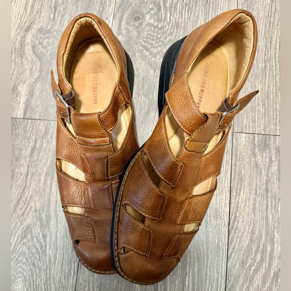 Elegant Brown Leather Slip-On Loafers like new used 1x clean